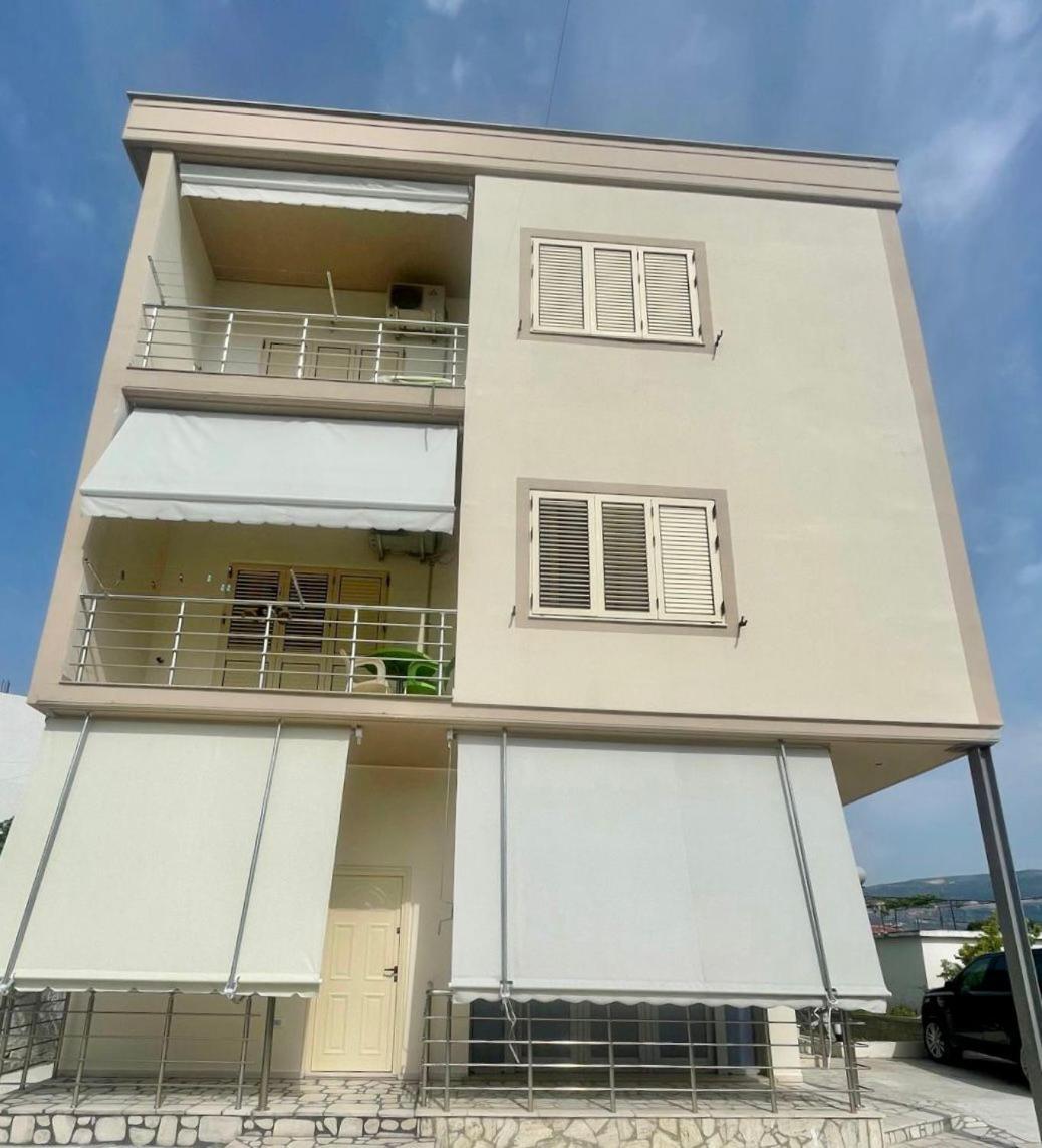 John'S Holiday Home Vlorë Exterior foto